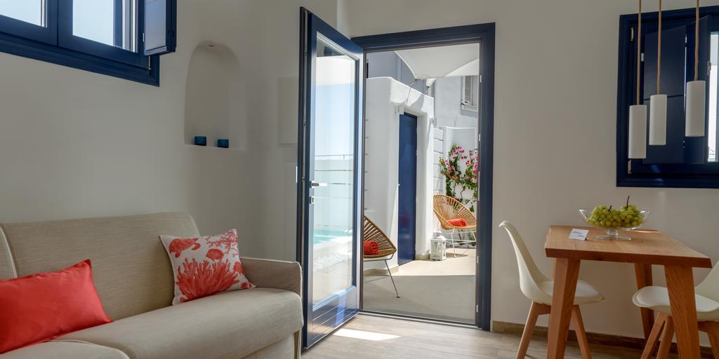 Sea Dream Luxury Home Тира Экстерьер фото